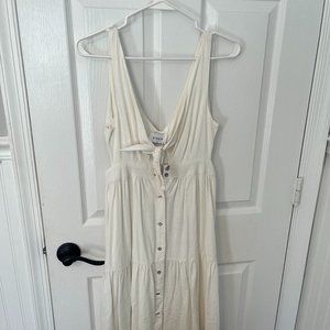 Storia Sleeveless Tie Front White Dress